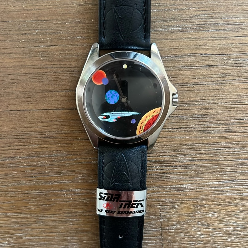 Vintage Star Trek: The Next Generation Romulan Cloaking Warbird Timex Watch